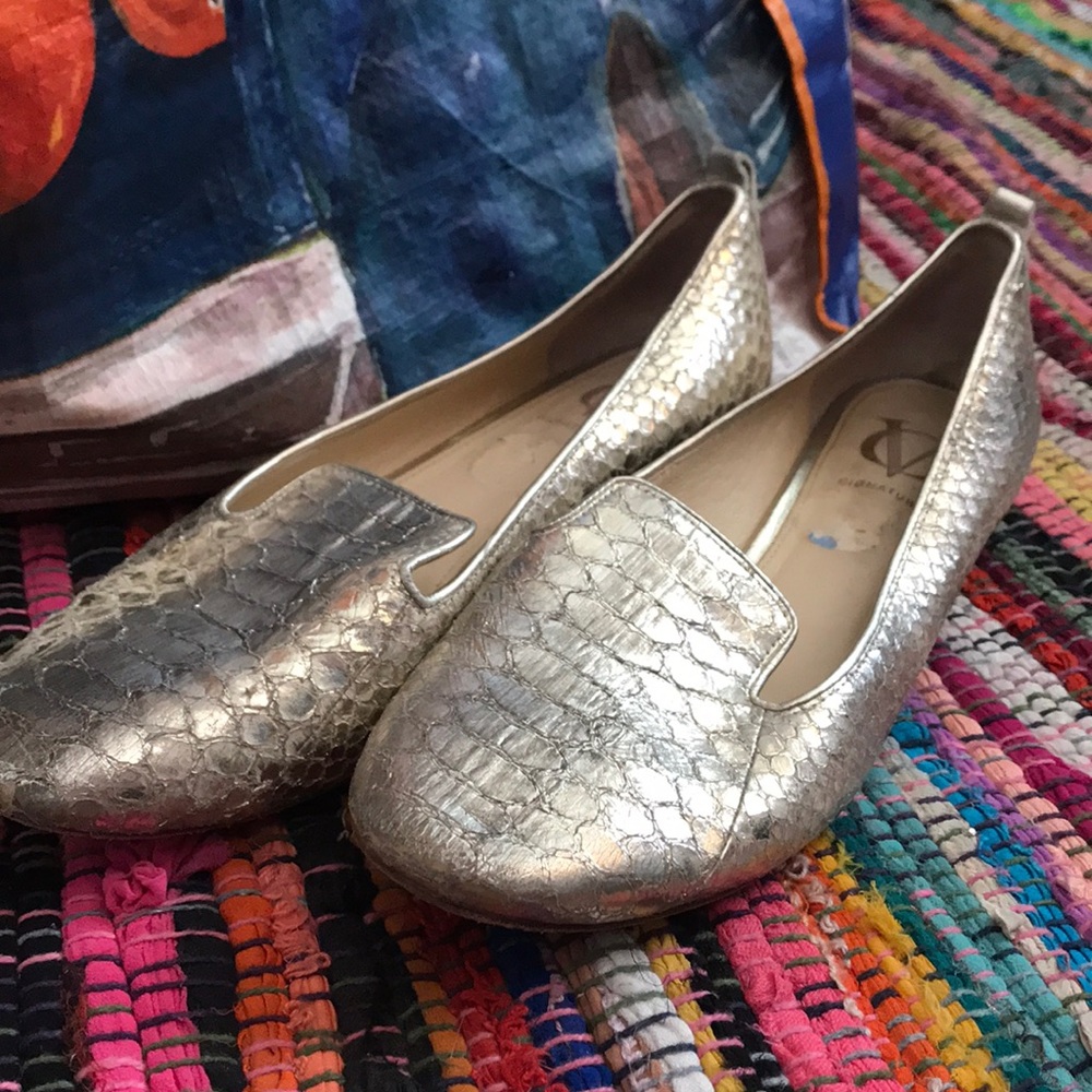 VC signature all leather flats
